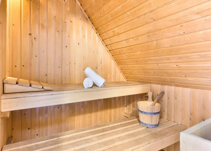 In Diessen With Private Sauna * Heikant